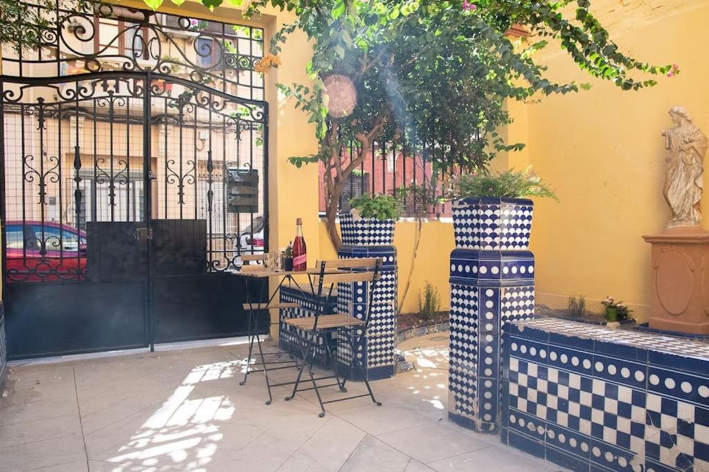 4 - Acogedora Habitacion Junto A Ruzafa Con Bano Privado Y Aire Acondicionado Valencia Exterior foto