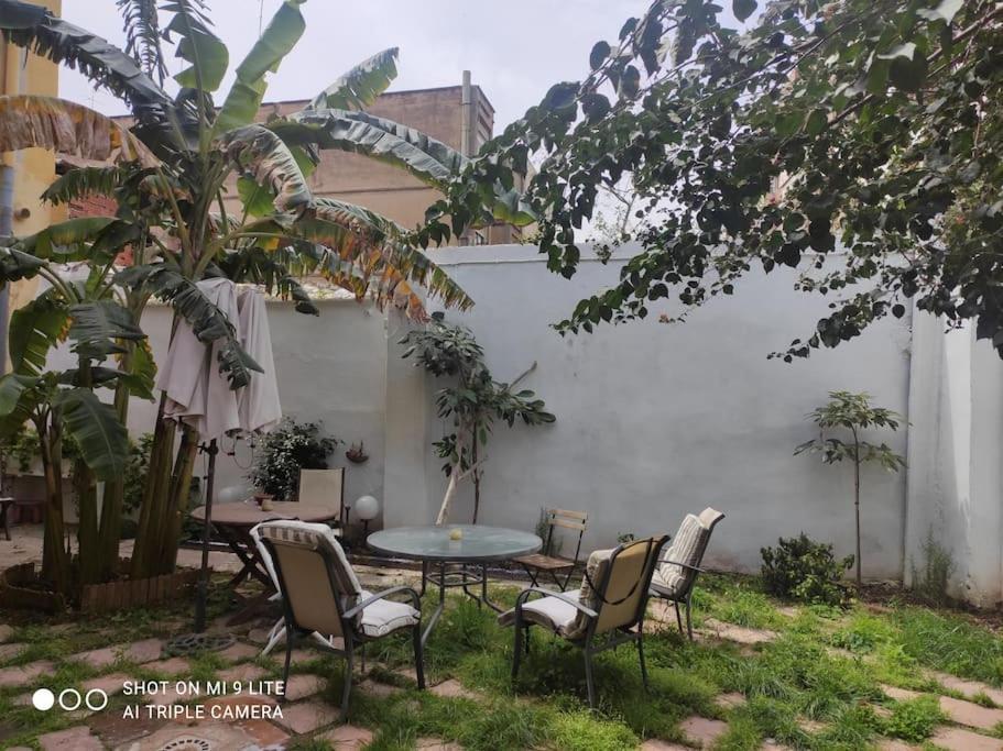 4 - Acogedora Habitacion Junto A Ruzafa Con Bano Privado Y Aire Acondicionado Valencia Exterior foto